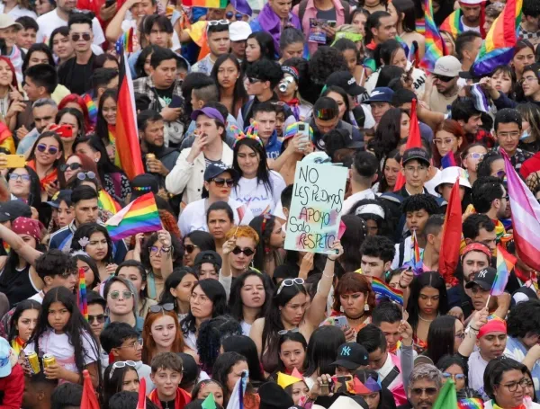 Marcha del orgullo LGBTIQ+ en Bogotá.