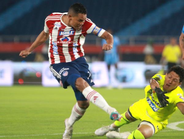 Carlos Bacca: el récord que marcó con Junior para meterlo a la final de ...