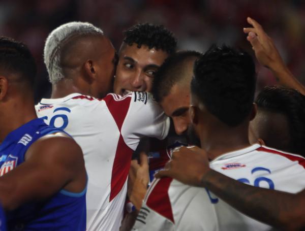 Junior de Barranquilla: Fuad Char confirma a Arturo Reyes como técnico ...