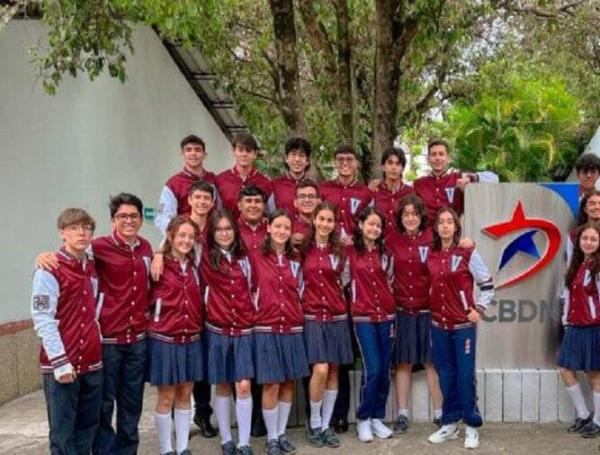 Los alumnos de 11 celebraron los resultados