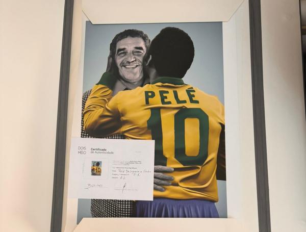 El regalo que le trajo Luiz Inácio Lula da Silva a Gustavo Petro.