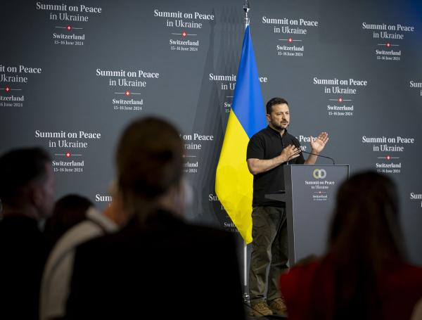 Cumbre sobre la Paz de Ucrania en Suiza concluye sin unanimidad: 12 ...