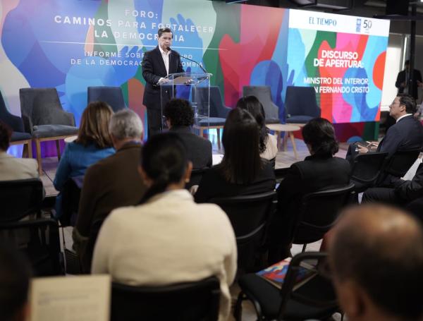 ¿Para dónde va la democracia en Colombia? Las claves del foro de EL ...
