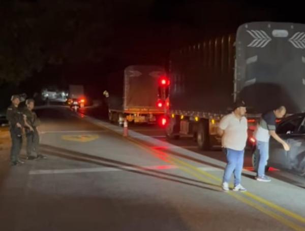 Retén en la vía Panamericana donde se presentó el intercambio de disparos