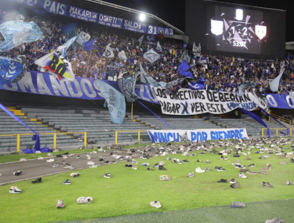 El Tino Asprilla se burló de la protesta de los hinchas de Millonarios ...