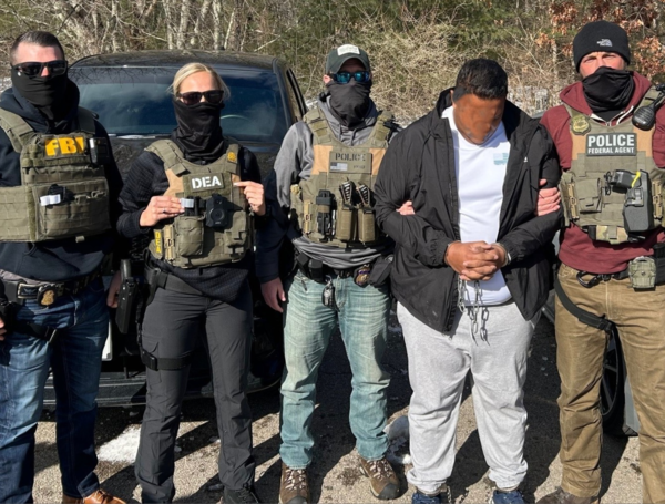 ICE arresta a líderes de Carteles.