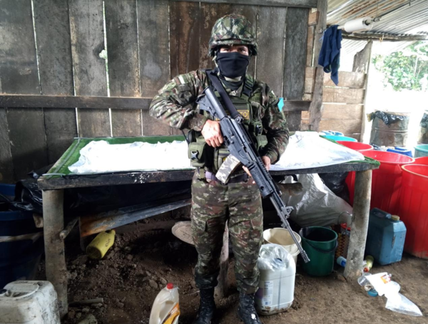 Uno de los soldados en una operación militar.