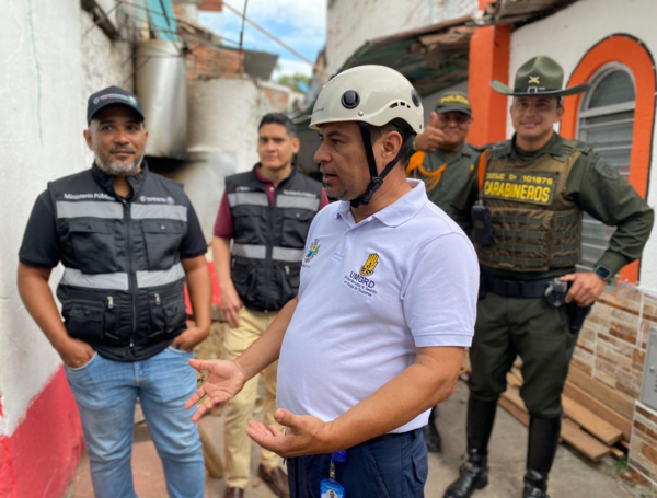 La llamada 'Casona' fue demolida por orden de la Alcaldía de Tuluá, con apoyo de la Policía.