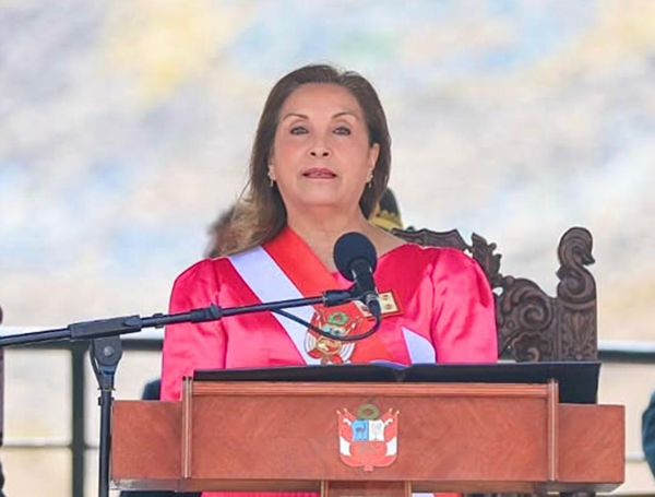 Moción contra Dina Boluarte, presidente de Perú
