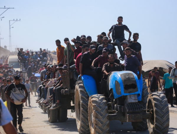 Palestinos vuelven a sus hogares en Gaza