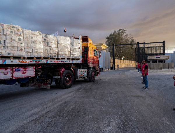 Camiones con ayuda humanitaria Gaza 2