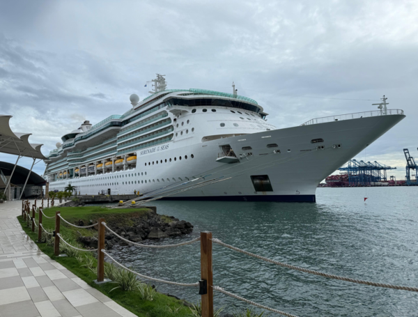 Serenade of the Seas de Royal Caribbean.