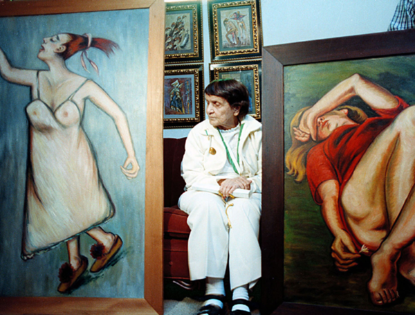 DEBORA CON SUS CUADROS, MEDELLIN DIC 3 DE 2007