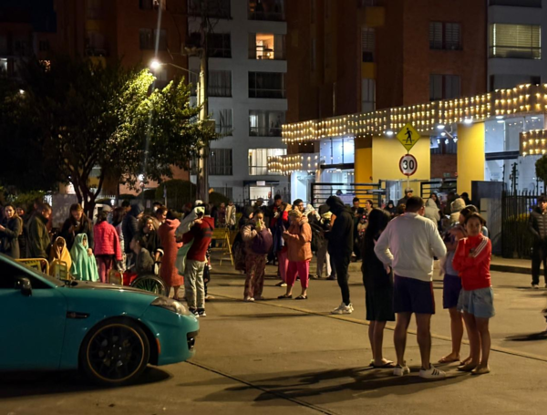 Ciudadanía en Bogotá salió a las calles en medio del temblor