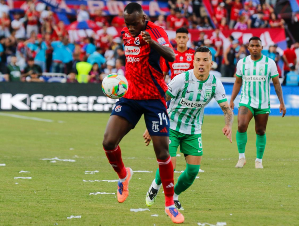 Rebelión en el fútbol profesional colombiano: ocho clubes históricos condicionan la cesión de derechos de TV a un nuevo modelo de distribución