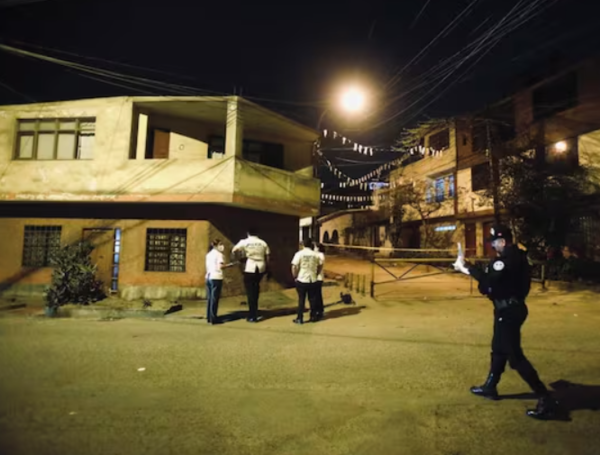 Extorsionador iba a colocar granada en un local de Perú y esta le estalló en las manos