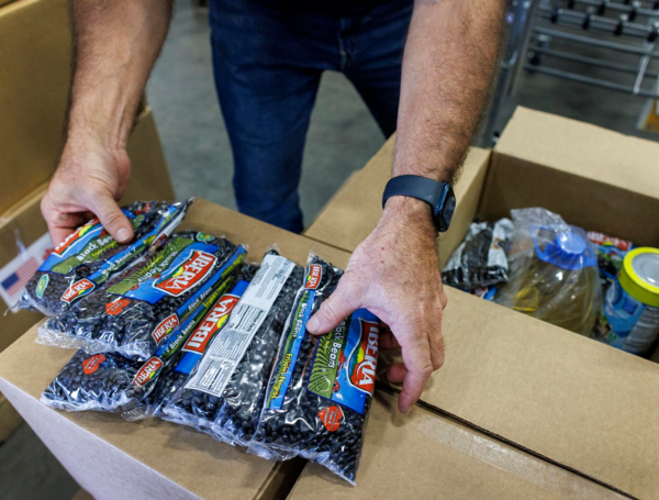 Envío de asistencia humanitaria a Cuba por parte de EE. UU.