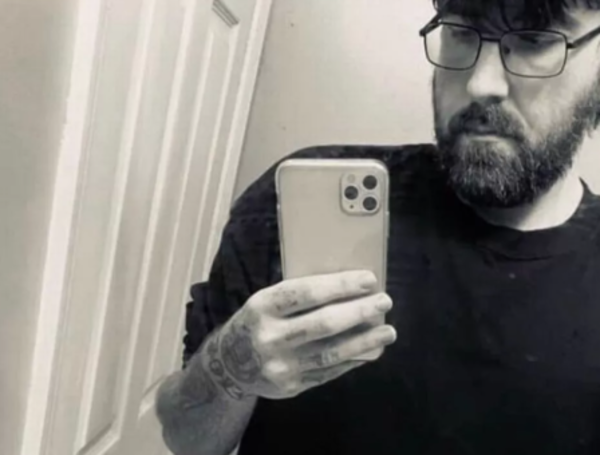 Michael Phillips, de 36 años.