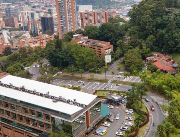 Avenida Las Palmas.