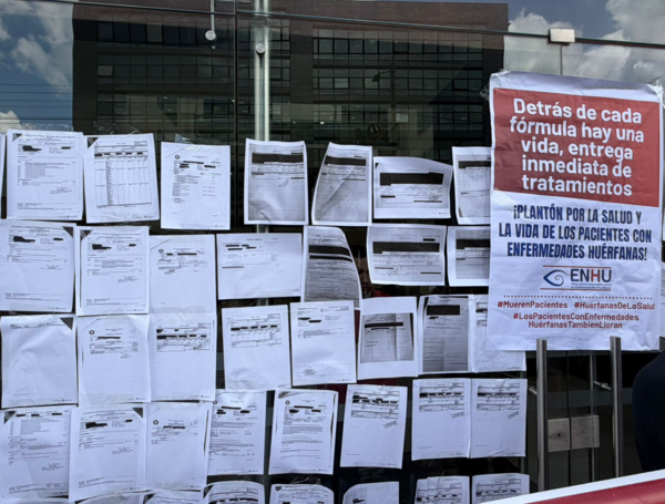 nueva eps protesta enfermedades huerfanas raras
