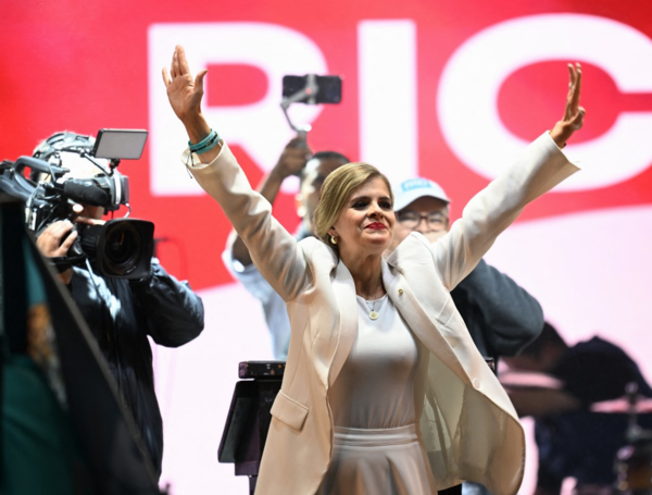 Laura Fernández, Costa Rica