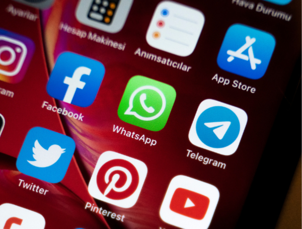 Qué hacer cuando WhatsApp avisa que no hay espacio y cómo evitar perder sus conversaciones