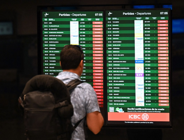 Vuelos cancelados este 19 de febrero en el aeropuerto Jorge Newbery, Argentina, durante una huelga general de 24 horas