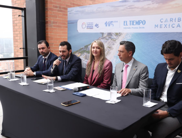 Rueda de prensa desayuno de Anato