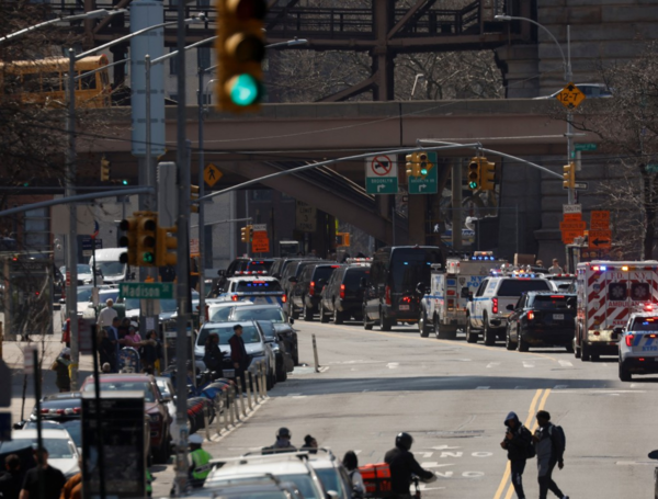 Maduro es trasladado de vuelta a prisión tras su audiencia este 26 de marzo.