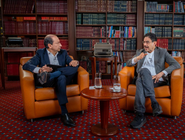 Iván Cepeda en entrevista con EL TIEMPO.