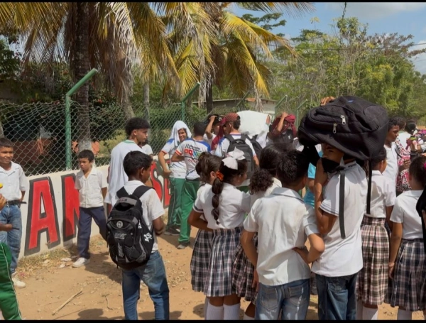 Informe revela graves falencias en la atención integral a la niñez en Colombia: recursos actuales no alcanzan para uno de cada tres niños
