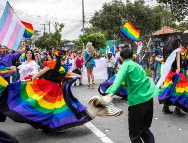 Marcha del Orgullo LGBTI en Bogotá: cierres viales y cambios en ...