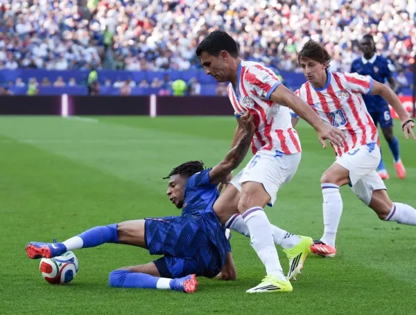 Paraguay vs. Francia