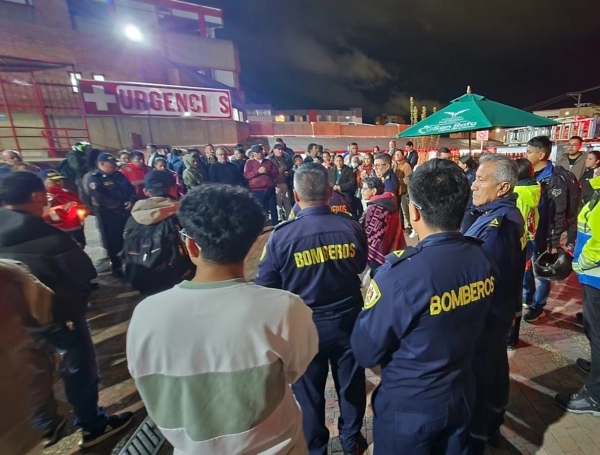 El teniente Jairo Humberto Bolívar Vargas, comandante del Cuerpo de Bomberos de Ventaquemada, permanece en una UCI de Tunja tras la agresión de la que fue víctima.
