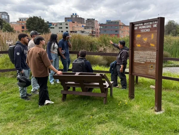 Bogotá prueba una aplicación que busca convertir a los ciudadanos en guardianes de los humedales