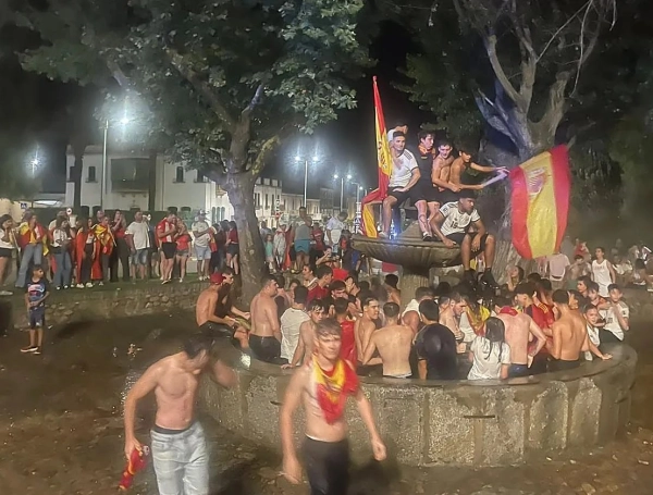 Tragedia durante las celebraciones del Mundial de la Fifa 2026 en España: un menor de 13 años falleció tras el derrumbe de una fuente