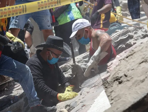 El rescate de Diana Troncoso en Torres del Limonar, el 11 de agosto.