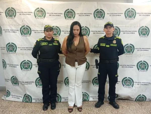 Policía