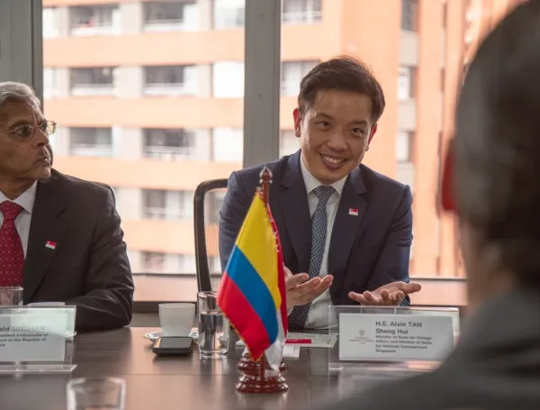 Colombia acelera trámite de acuerdo comercial con Singapur y buscará eliminar la doble tributación para impulsar más inversiones