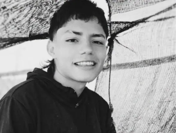 Los investigadores buscan establecer el móvil del crimen.