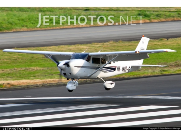 Cessna T206, de matrícula HK4985