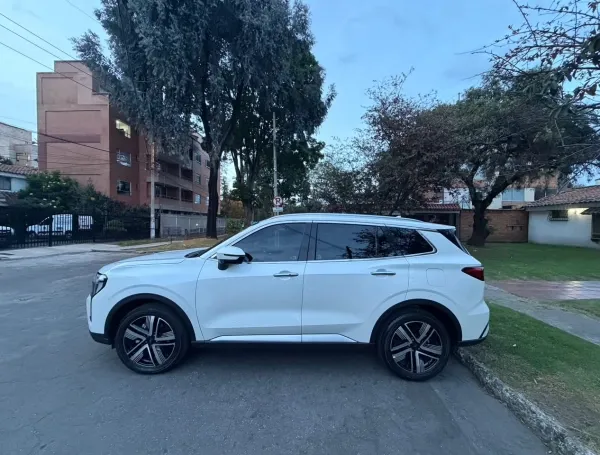 Ford Territory: la híbrida familiar que ofrece hasta 1.200 kilómetros de autonomía sin necesidad de enchufarla