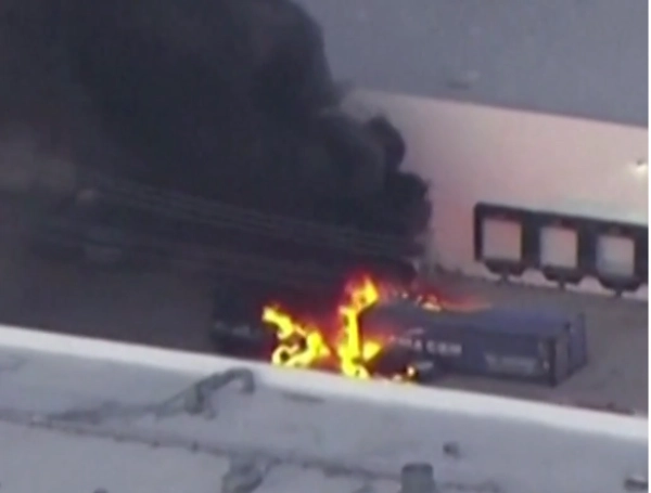 Video del momento exacto en el que helicóptero de NBC Los Ángeles se estrelló