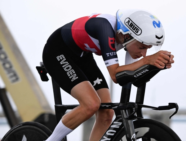 Remco Evenepoel 'rompió el cronómetro': impresionante tras ganar el cuarto título mundial; Walter Vargas, el mejor colombiano