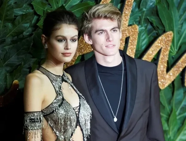EFE