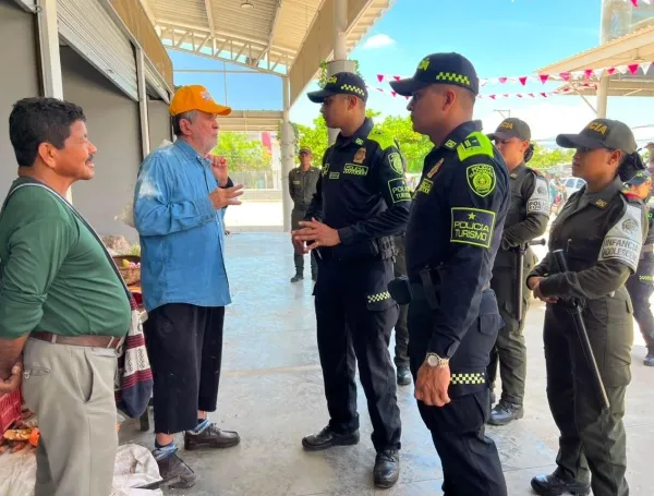 Policía