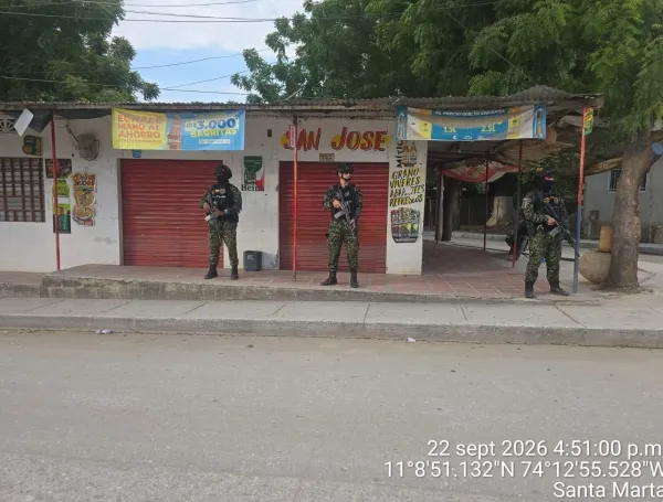 Militares desplegados en Santa Marta.