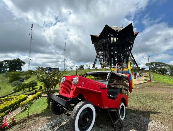 El mirador ‘Colina Iluminada’ de Filandia, Quindío, será demolido.