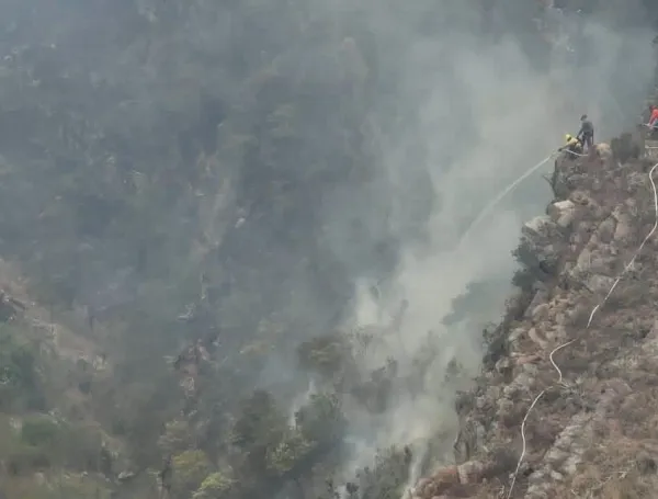 Incendios en Villa de Leyva acabaron con cerca de 1.500 hectáreas de vegetación y demandó un millonario operativo para apagarlo