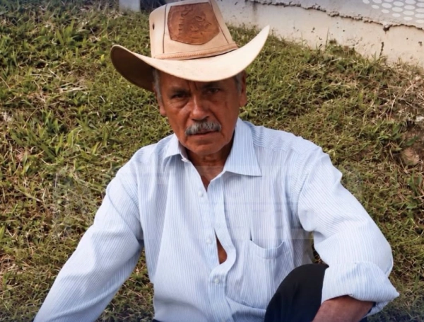 El hombre, de 76 años, vivía en la zona rural del municipio, lo que dificultó la atención médica inmediata.